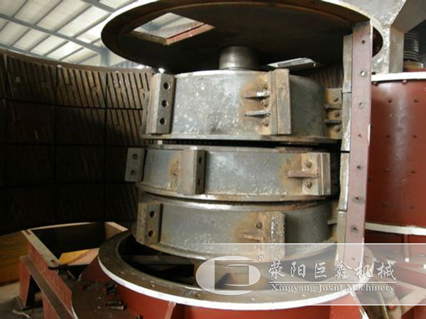 復合式制砂機內(nèi)部結(jié)構(gòu)