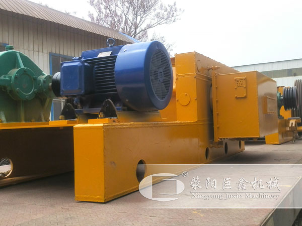 細齒單電機雙齒輥破碎機發貨